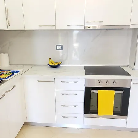 The Yellow In Lejlighed